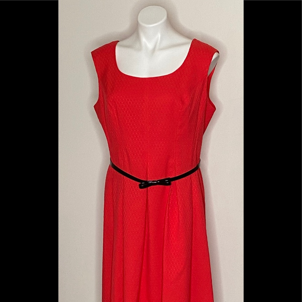 Coral Dress Red with blck belt Size 14 pristine